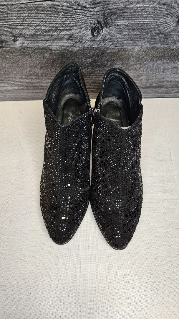 Django & Juliette Black Sparkle Bootie (40)
