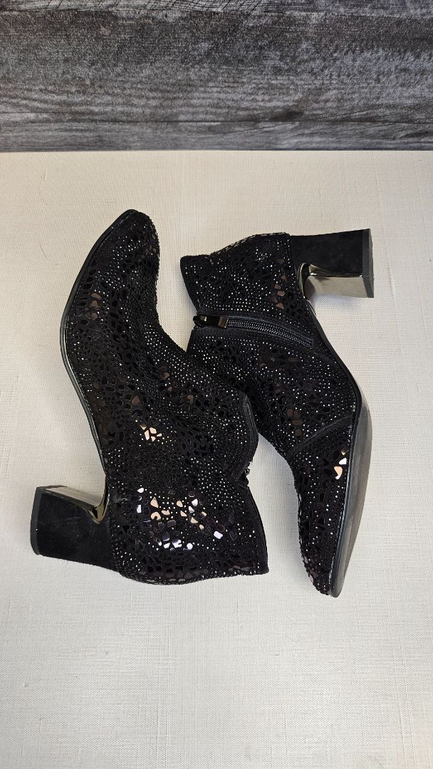 Django & Juliette Black Sparkle Bootie (40)