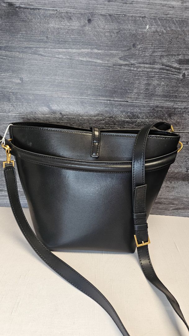 Unknown Black Small Tote 25x34x17