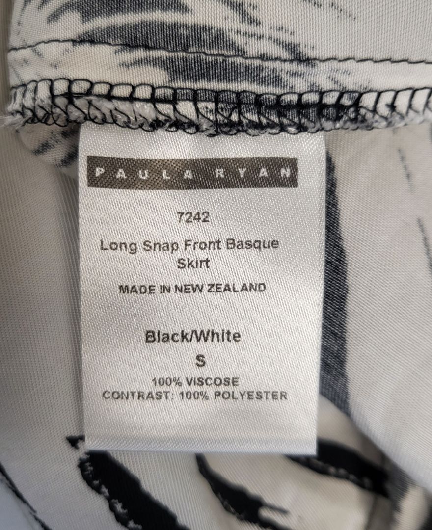 Paula Ryan Black/White Long Snap Front Skirt (10)