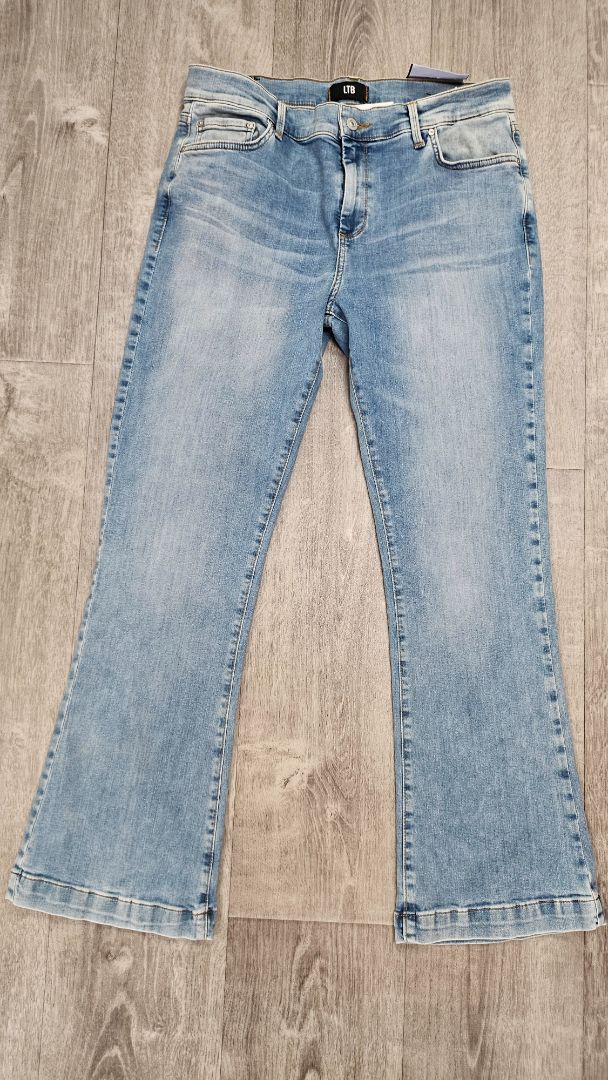 LTB Light Wash Mid Rise Flare BNWT (14)