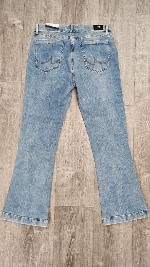 LTB Light Wash Mid Rise Flare BNWT (14)