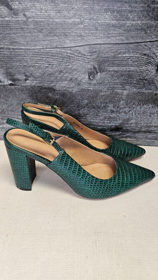 Novo Green Slingback Heel (10)