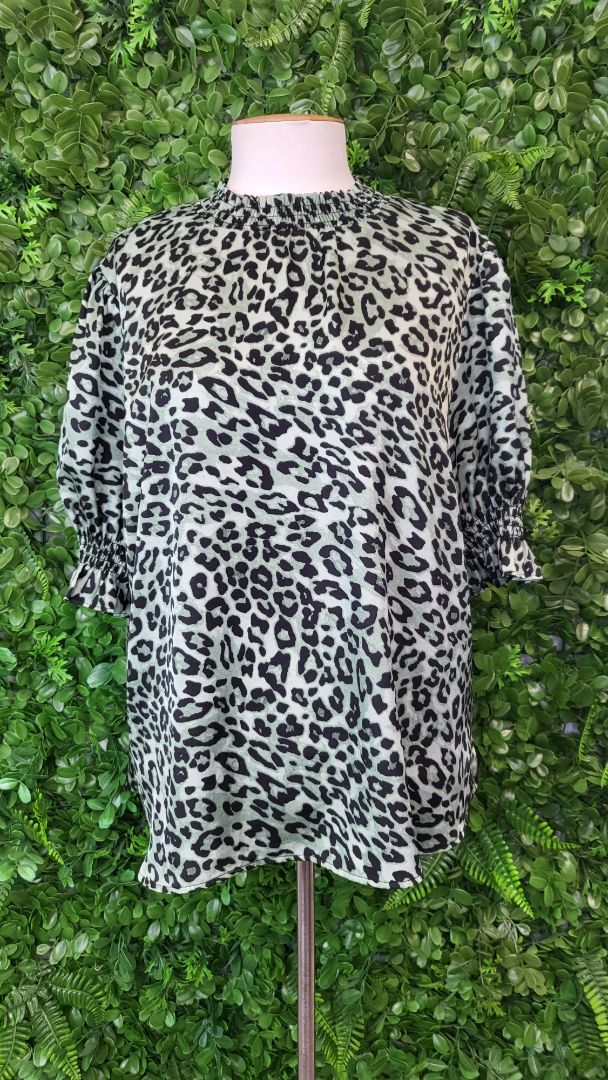 Seeking Lola Green Print Top (14)