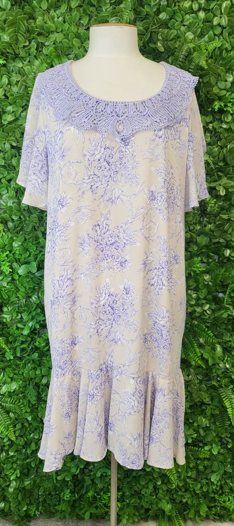 Augustine Floral Lace Yoke Dress (14)