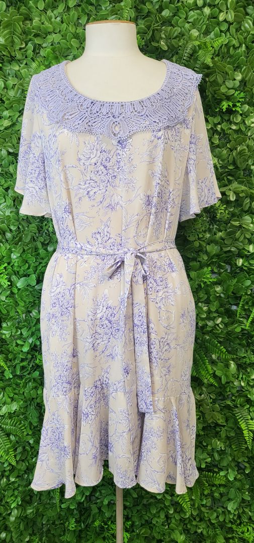 Augustine Floral Lace Yoke Dress (14)