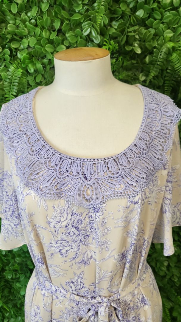 Augustine Floral Lace Yoke Dress (14)