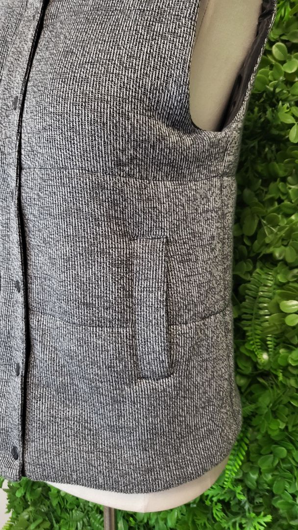 Dannii Minogue Grey Vest (10P)