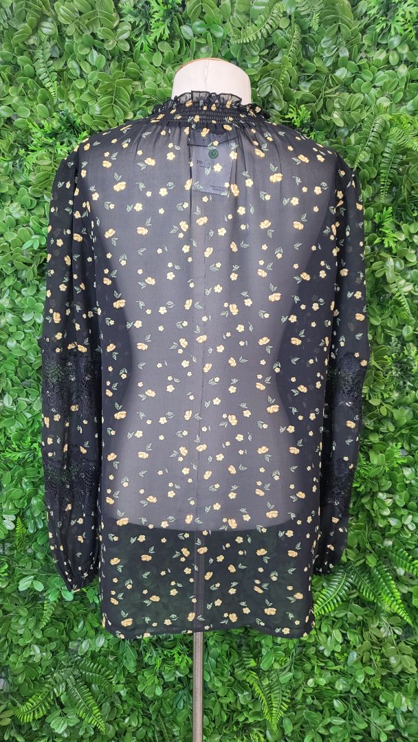 Decjuba Floral Sheer Blouse (10)