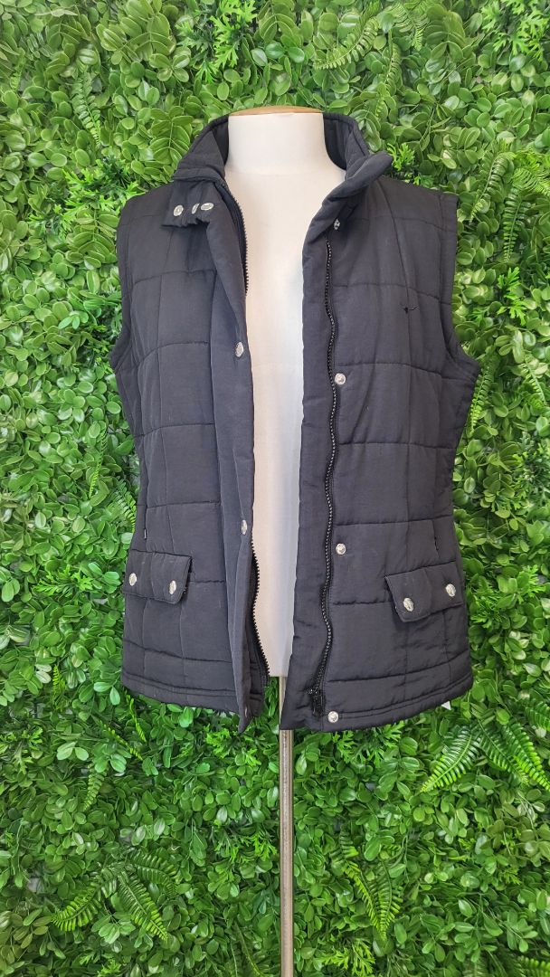 R M Williams Black Padded Vest (12)