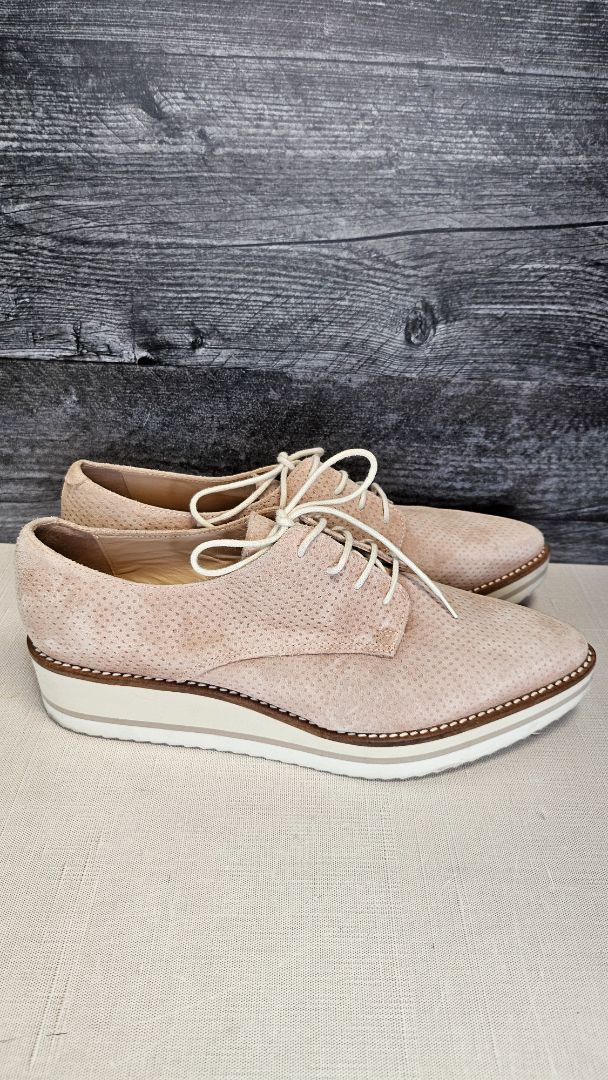 Estio Emporio Bush Suede Laceup (40)