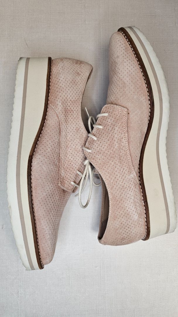Estio Emporio Bush Suede Laceup (40)