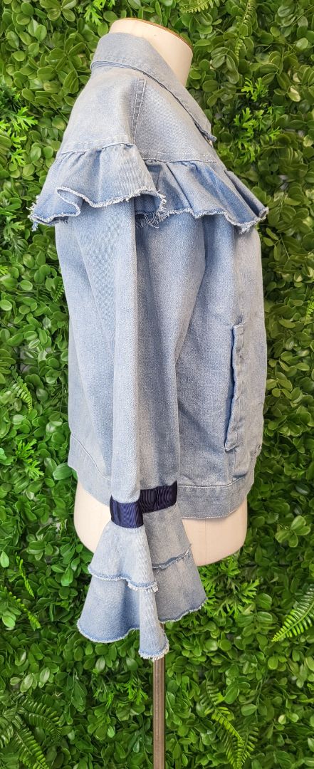 Lili Sidonio Blue Wash Frill Denim Jacket (10)