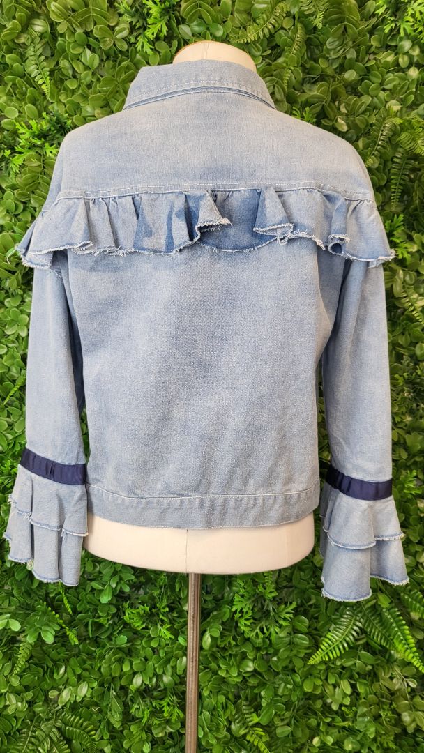 Lili Sidonio Blue Wash Frill Denim Jacket (10)
