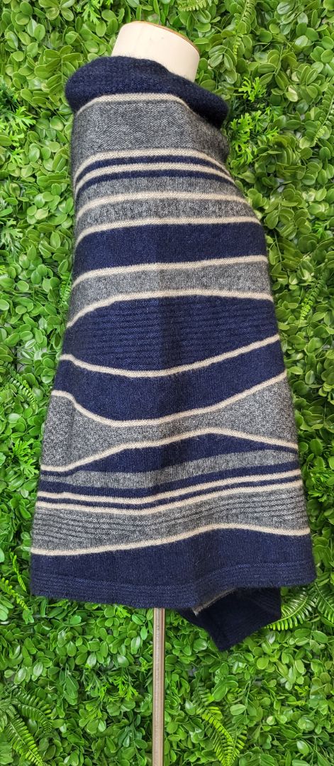 Merinomink Zephyr River Poncho OSFM