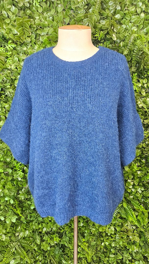 Elk Peacock Blue Alpaca Blend Top 10-12)