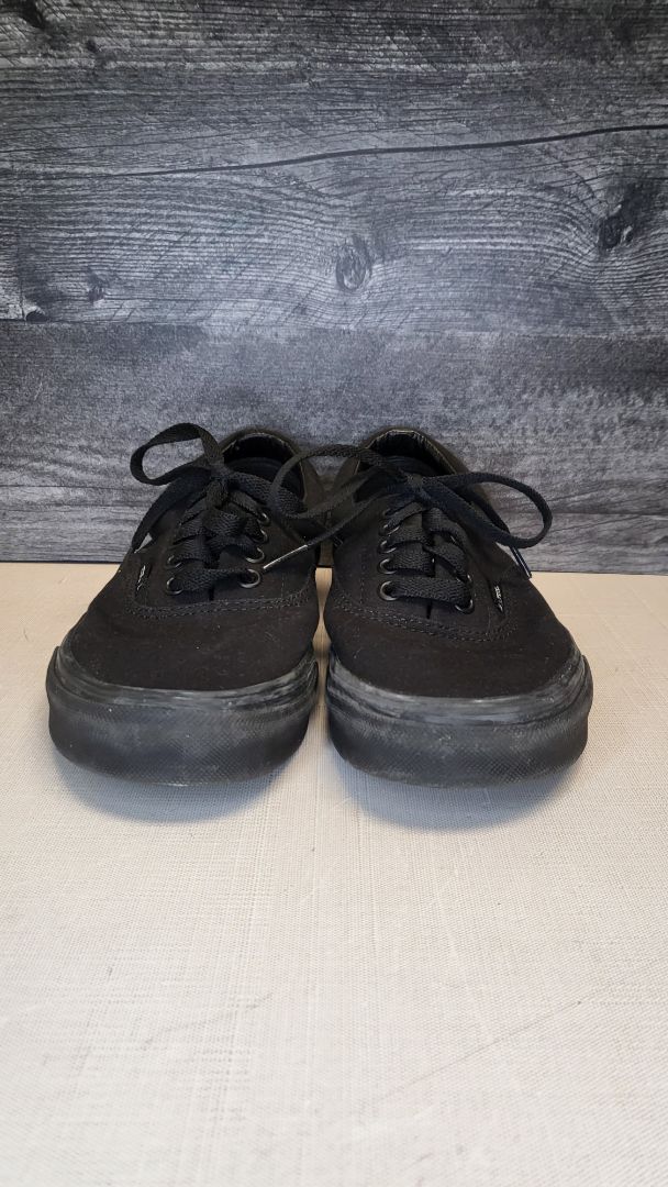 Vans Black Canvas Sneakers (39)