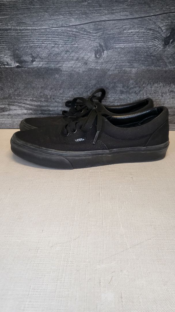 Vans Black Canvas Sneakers (39)
