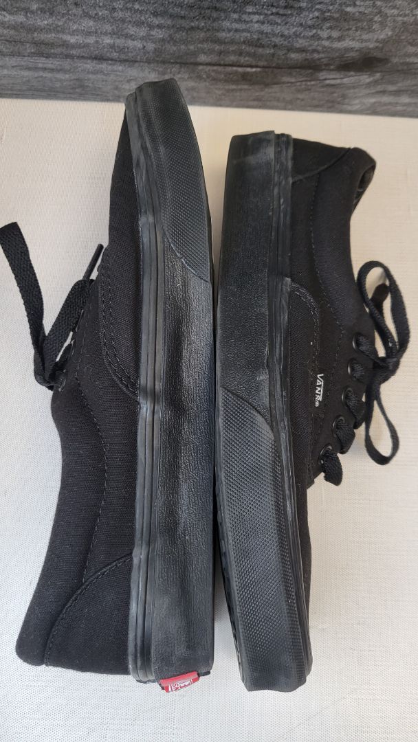 Vans Black Canvas Sneakers (39)