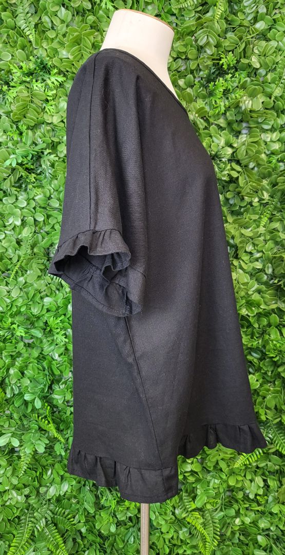 Ruby & Rain Black Linen Top (16)