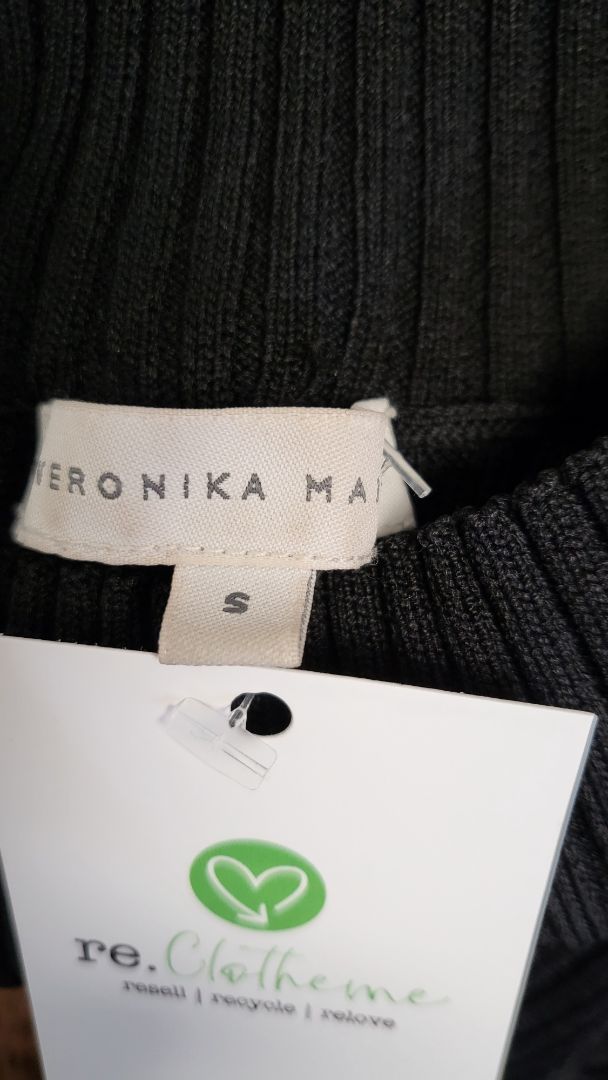 Veronika Maine Black Ribbed Dress (8)