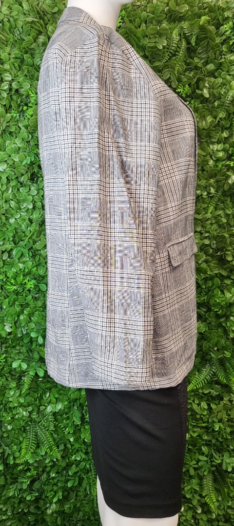 Playlist Grey Checked Blazer (18-20)