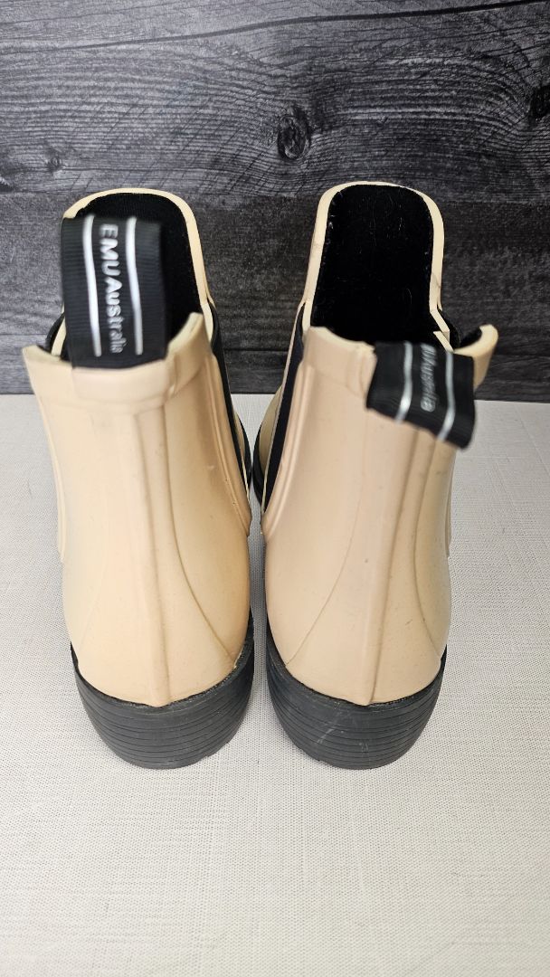 Emu Beige Waterproof Boot (10)
