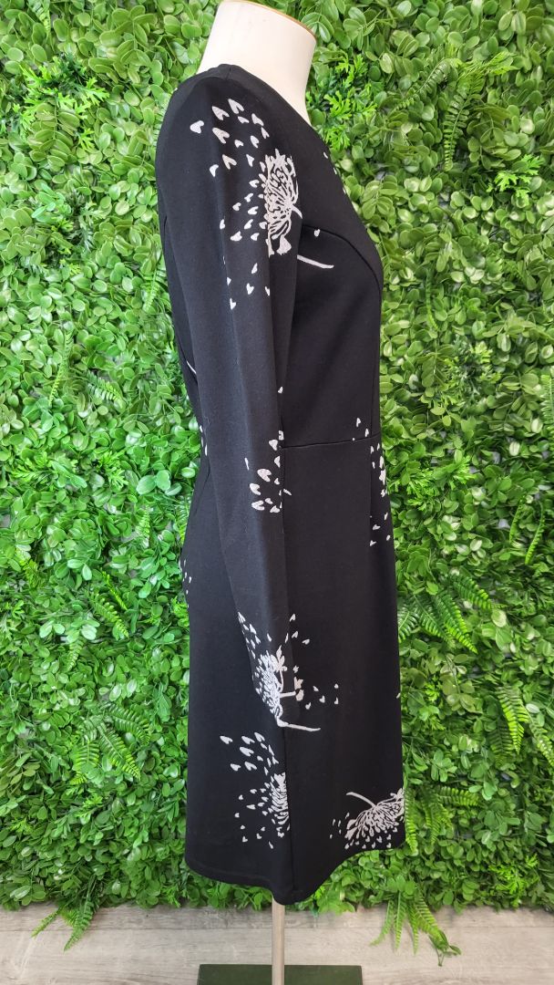 Max Black Dandelion Dress (10)