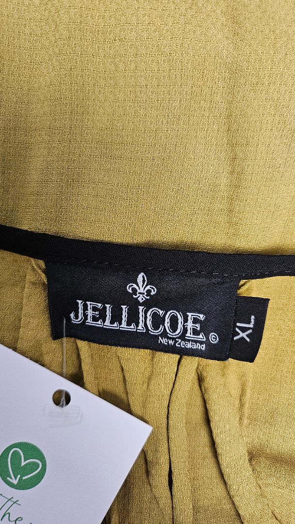 Jellicoe Floral Sparrow Top (18)