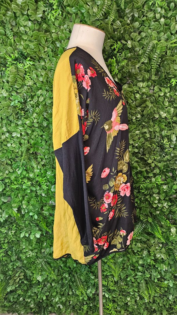 Jellicoe Floral Sparrow Top (18)