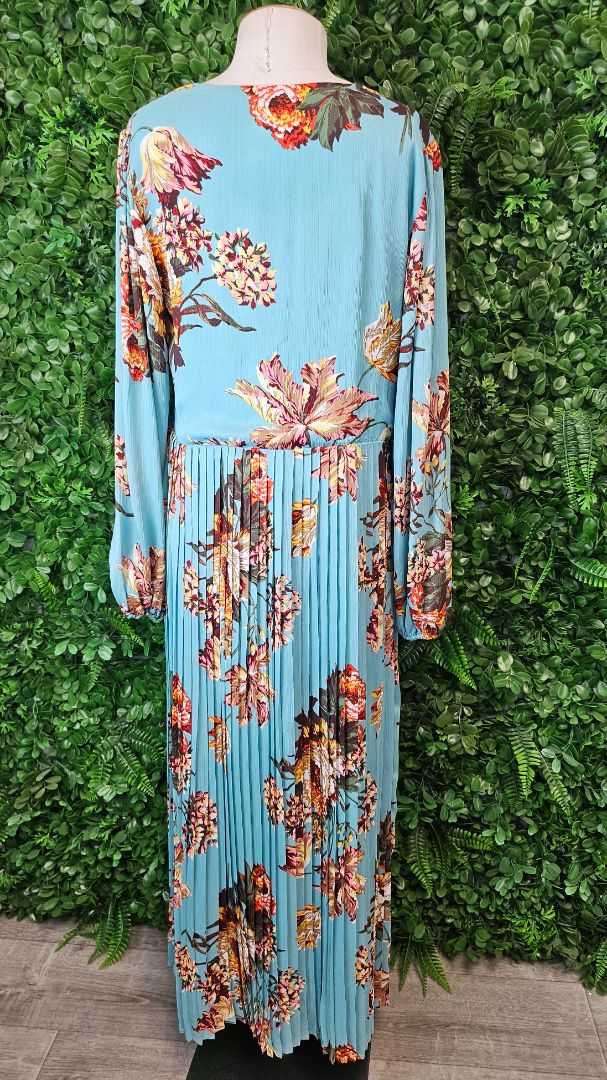 Augustine Floral Pleat Maxi Dress (10)