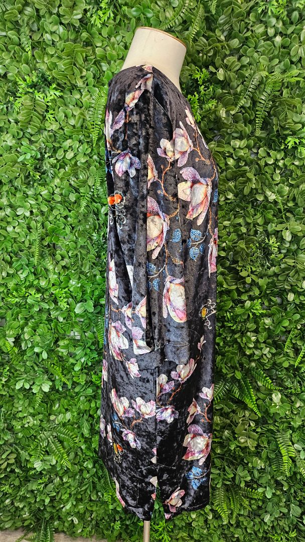 Random Floral Velvet Print Dress (8)
