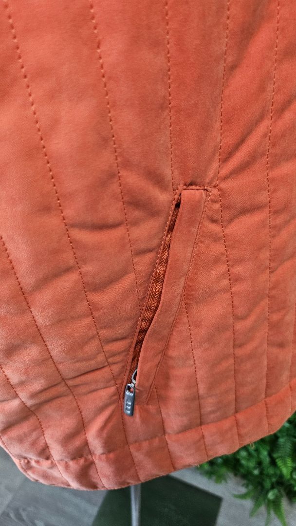 Black Pepper Orange Vest (14)