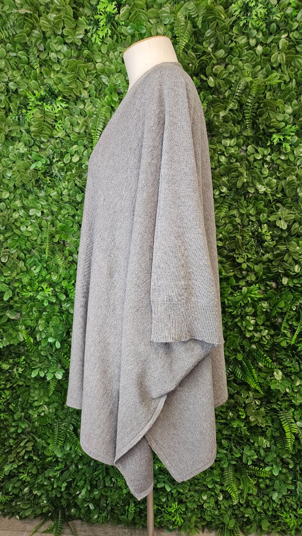 Cali & Co Grey Oversized Poncho Top (OSFM)