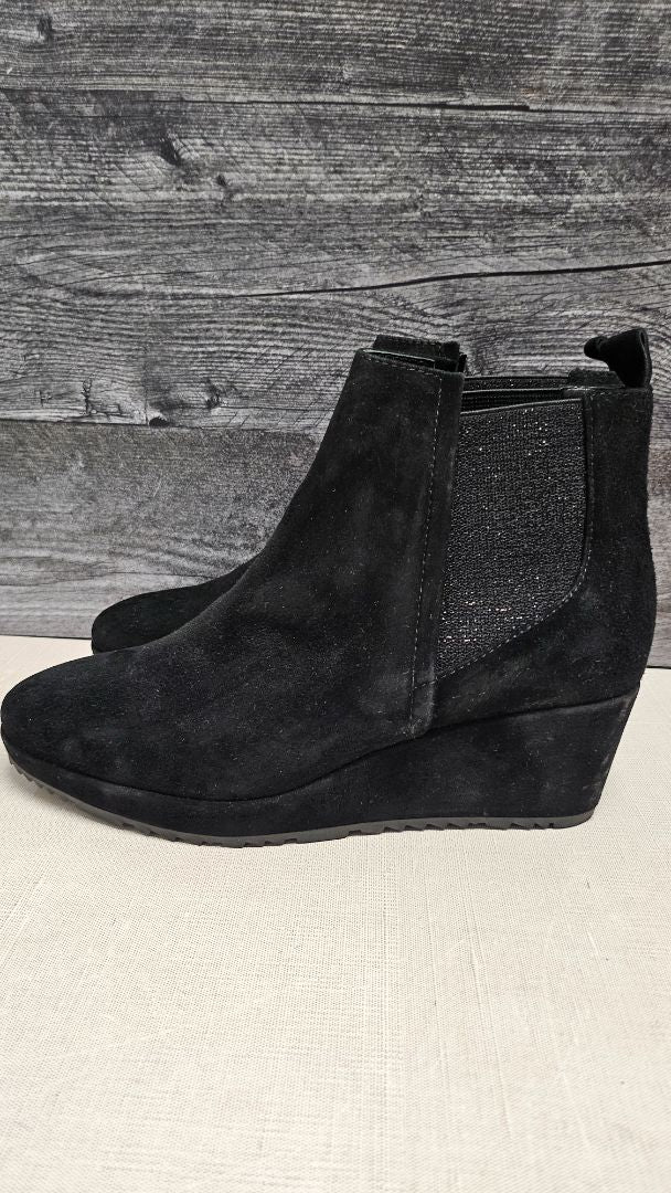 JB Martin Black Wedge Heel Boot (40)