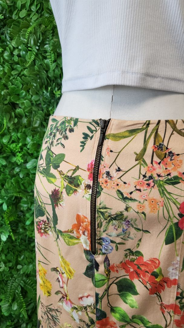 Moss & Spy Floral Pencil Skirt (10)