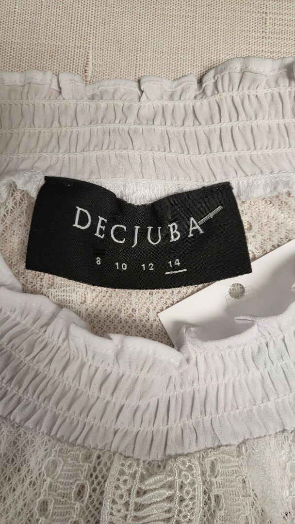Decjuba Off White Lace Top (14)