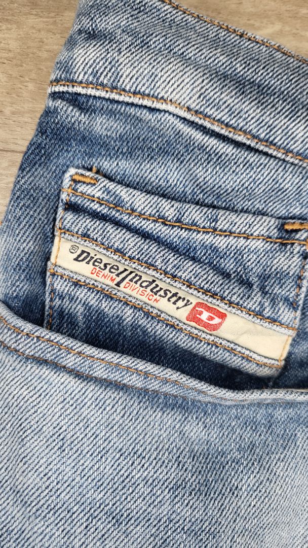 Diesel Distressed Boyfriend Jean (12)