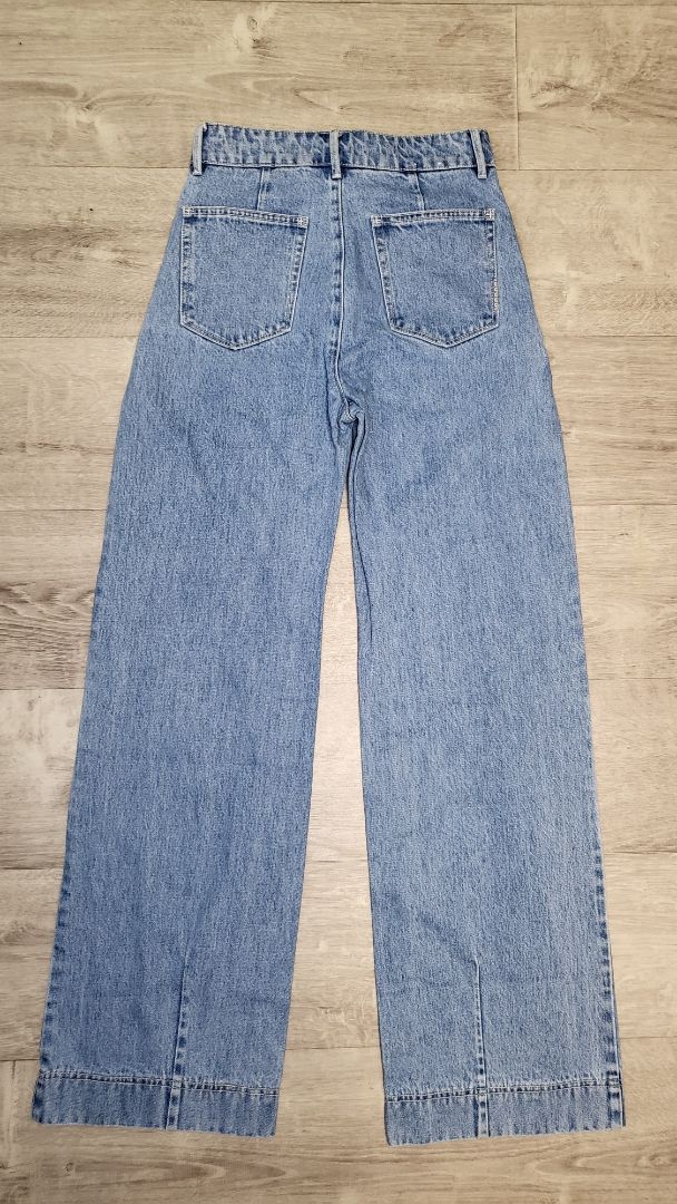 Neuw Light Wash Wide Leg Jean (8)