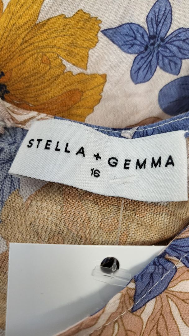 Stella+Gemma Floral Print Dress (16)