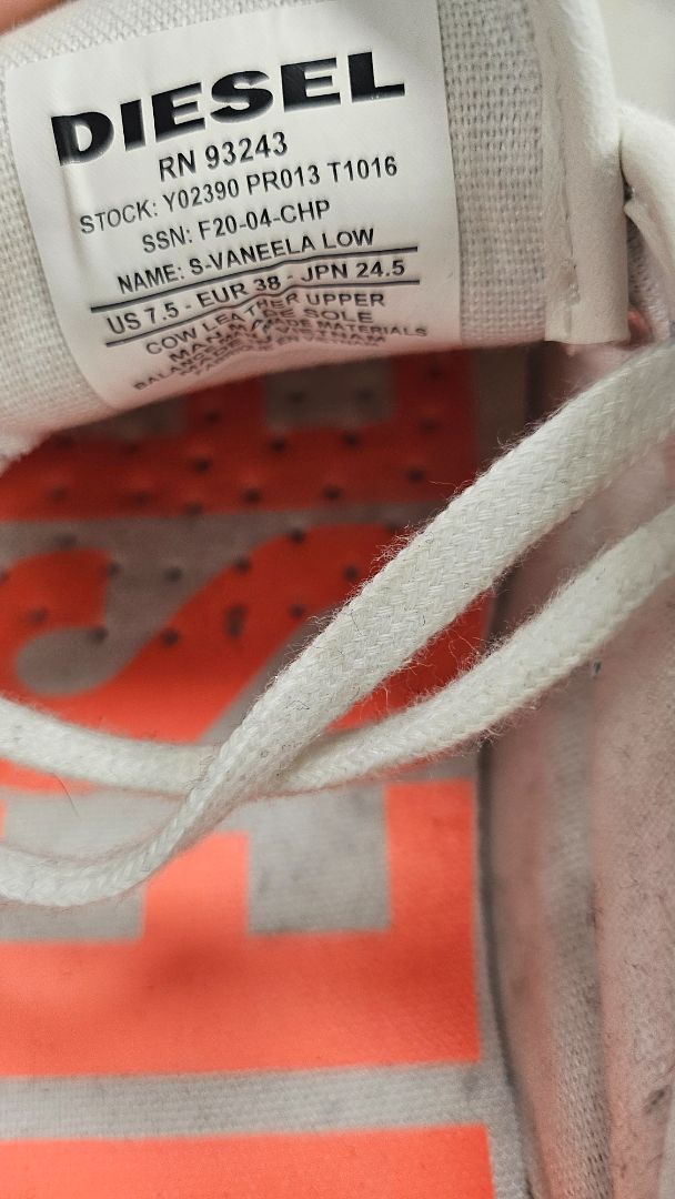 Diesel White Leather Sneaker (38)