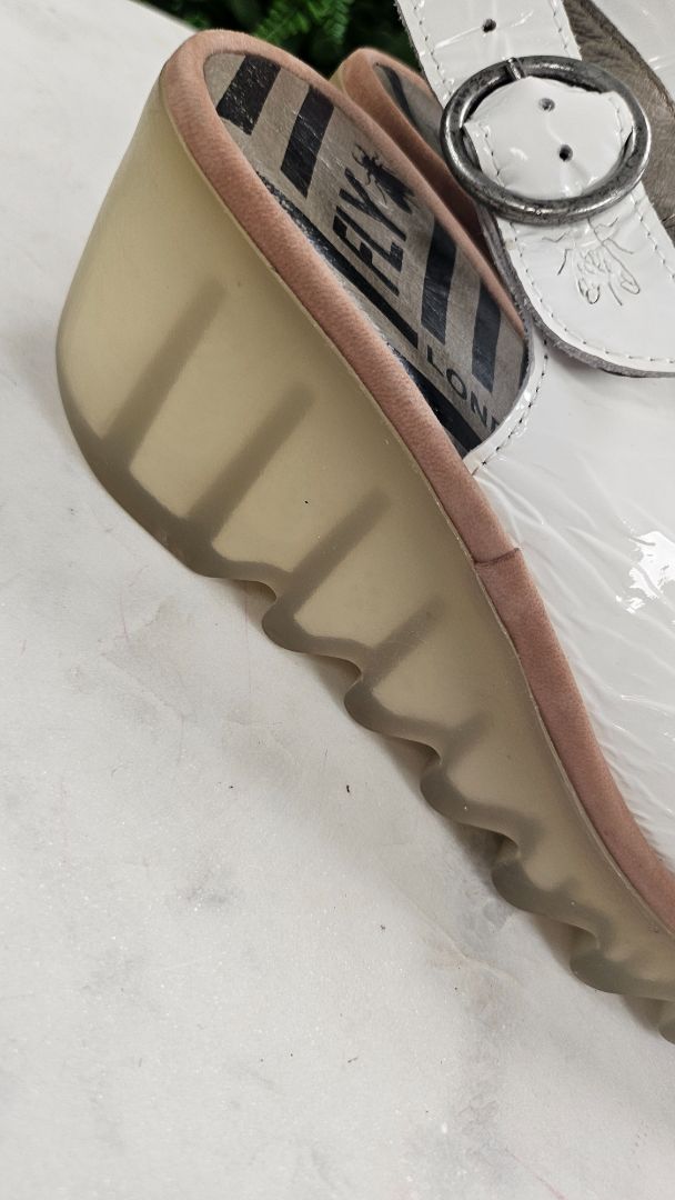 Fly London Two Toned Slingback Sandal (38)