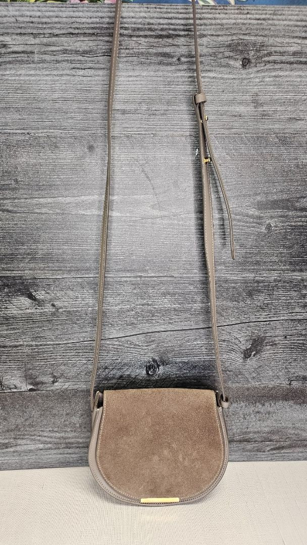 Cuyana Taupe Mini Sadle Bag (17cmx15cmx6cm)