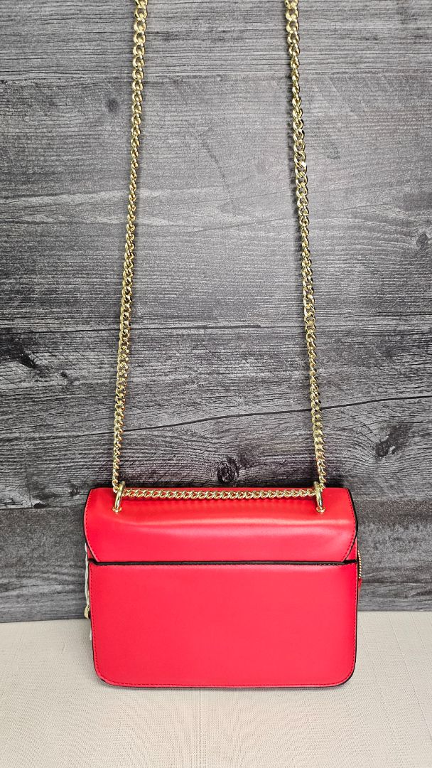 Unknown Red Crossbody Bag (22cmx16cmx5cm)