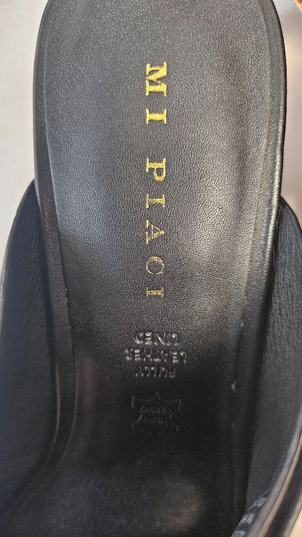 Mi Piaci Black Wedge Heel (41)