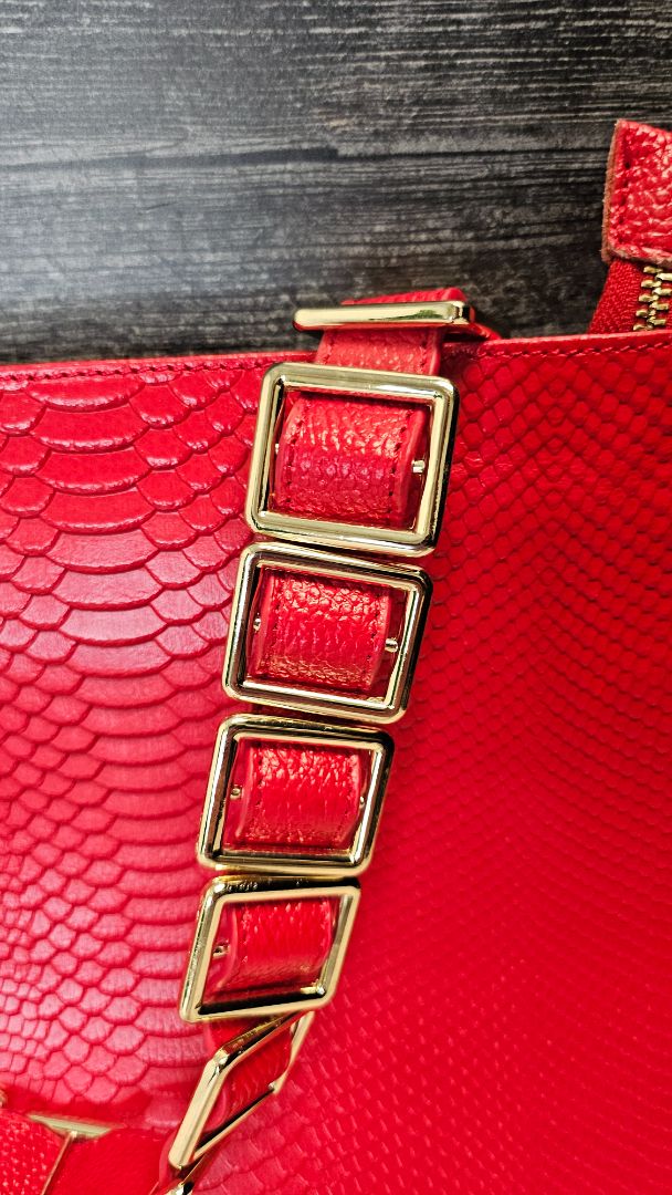 Strada Red Leather Shoulder Bag (35x26cm)
