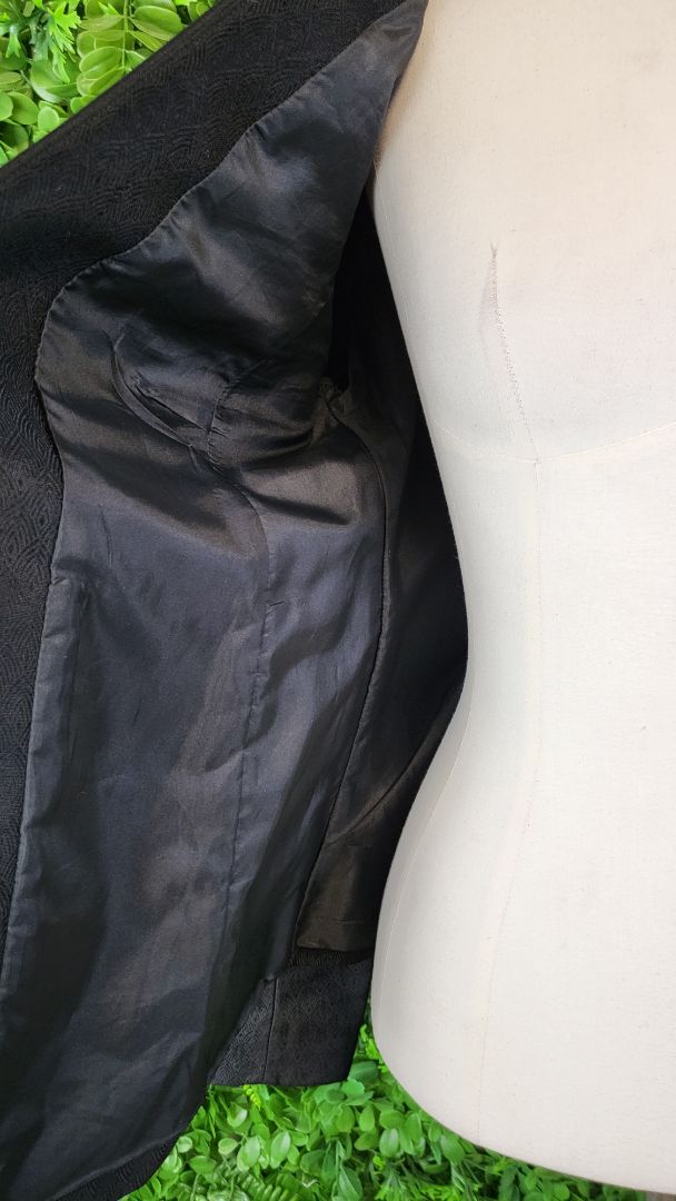 Sable & Minx Black Pattern Blazer (14)