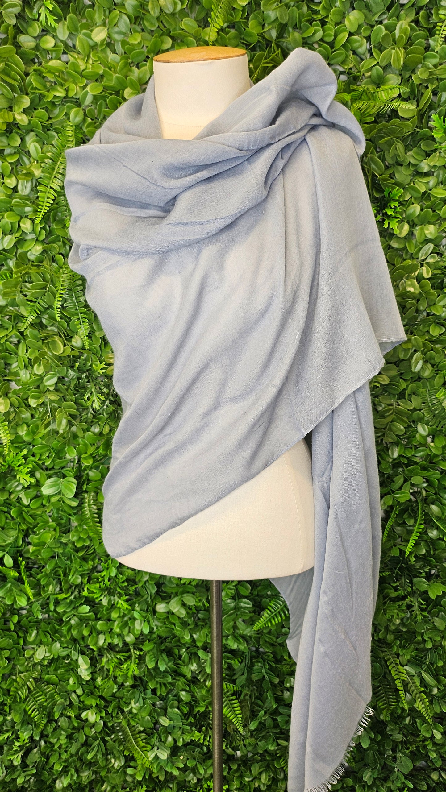 Unknown Grey/Blue Scarf/wrap