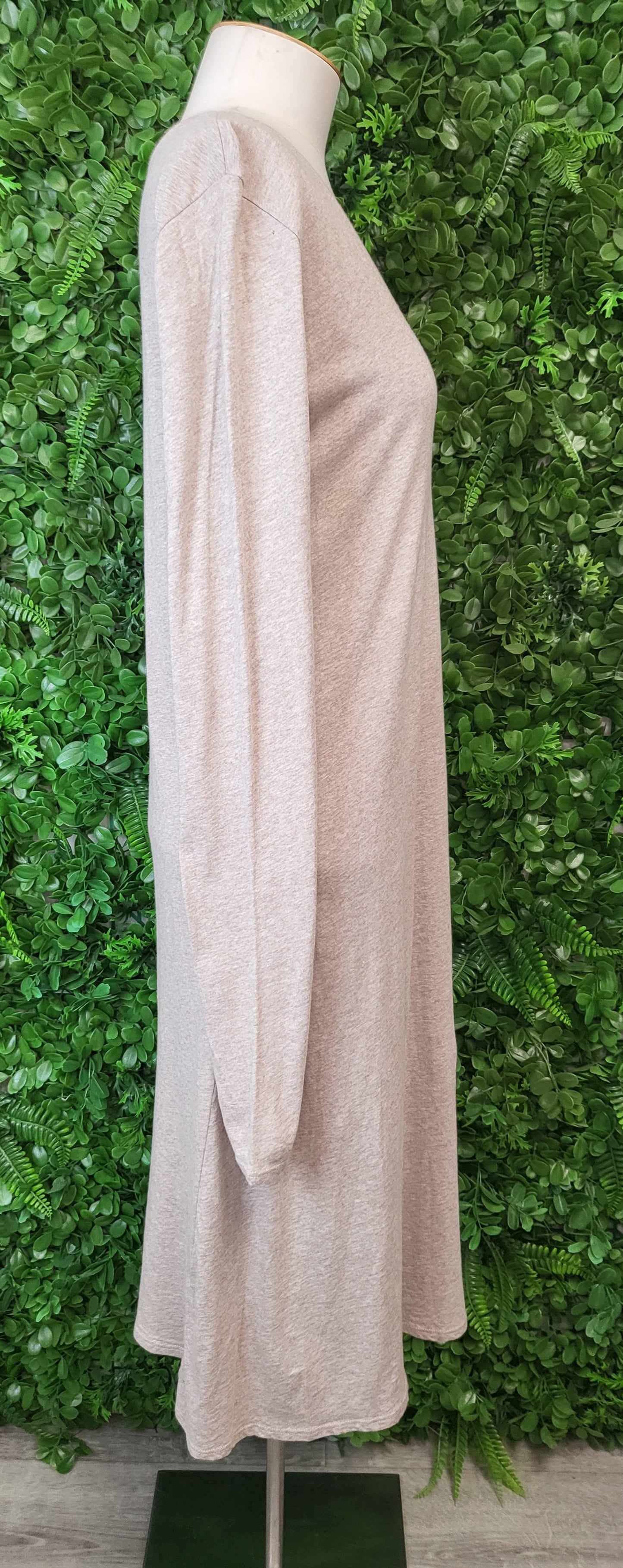 Kowtow Oat Long Sleeve Dress (10)