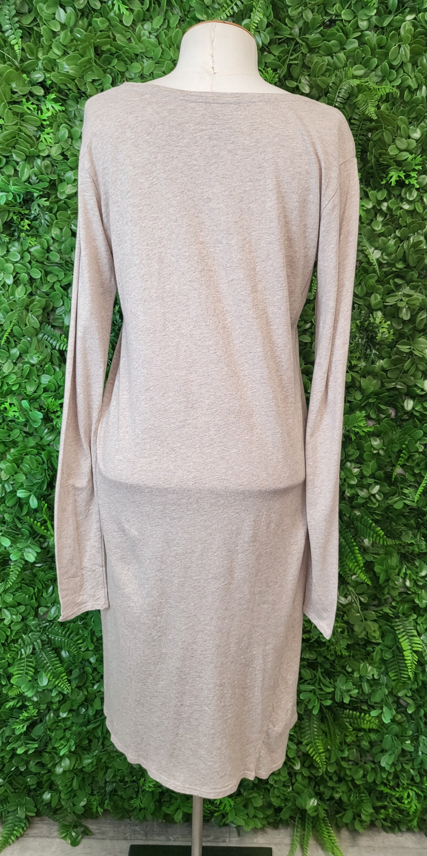 Kowtow Oat Long Sleeve Dress (10)